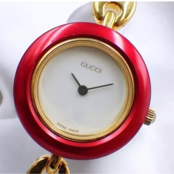 Gorgeous 14k Gold Plated GUCCI Luxury Watch 🌸 - Picture 4 of 7